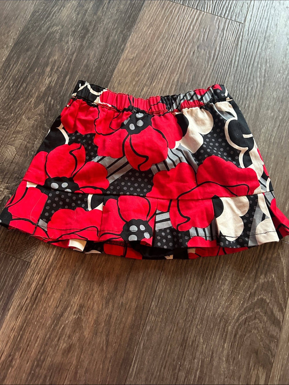 4/$20 Girls GAP Red and Black Floral Ruffle Mini Skirt Sz 12-18 mths NWT